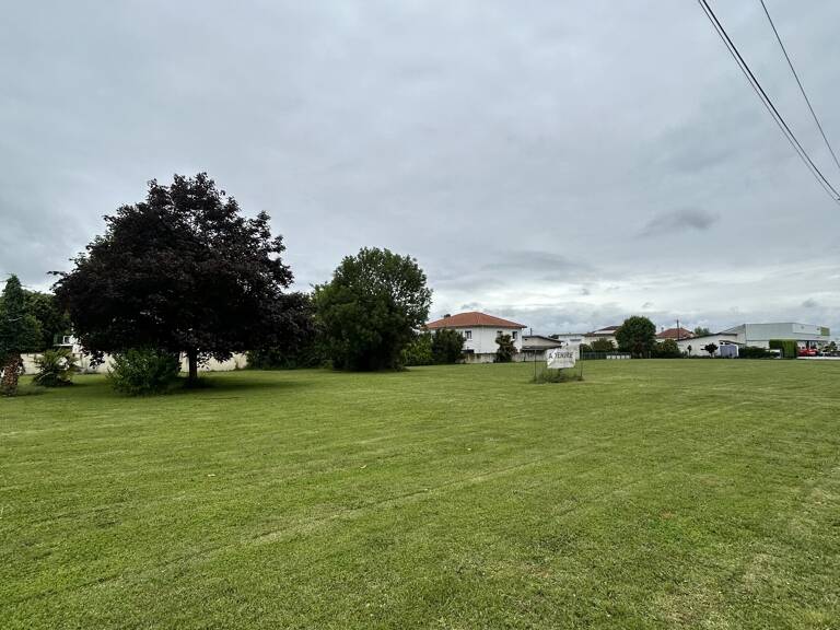 TERRAIN À VENDRE TARBES — photo 1