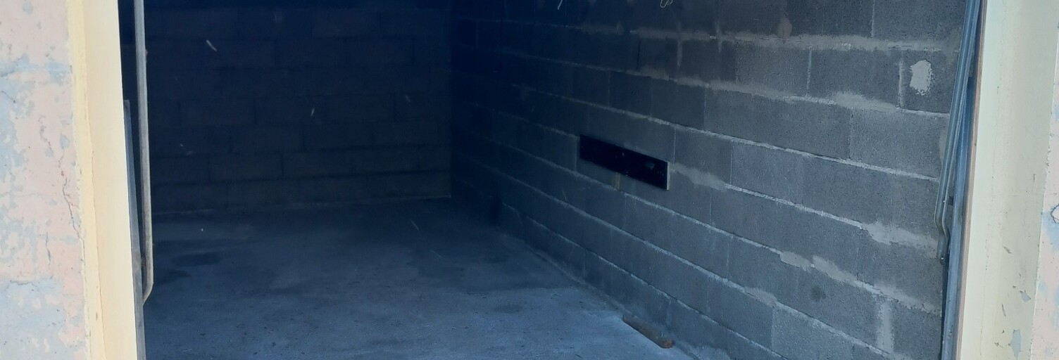 Garage   m² à vendre à Marignane (13700)