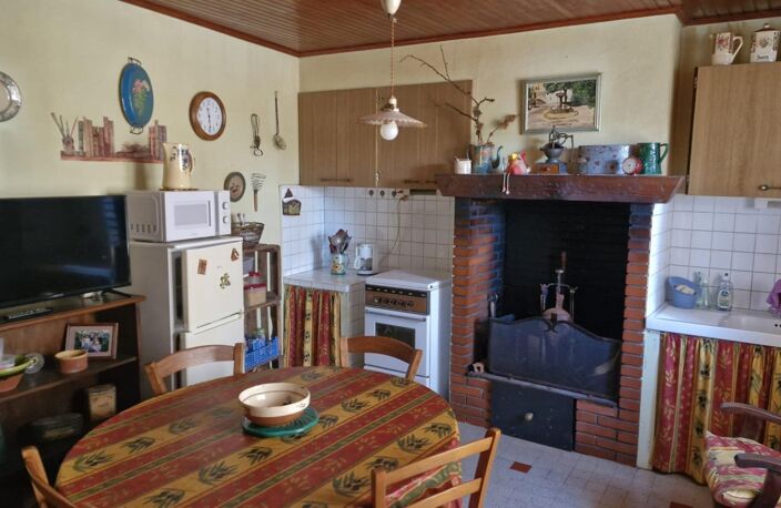 Maison de village et terrain non attenant (1500m²) — photo 3