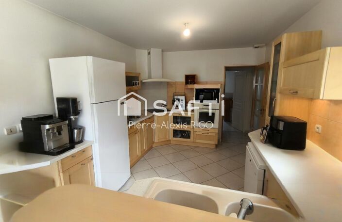 Plain-pied 218m², 6 chambres, 2189m² terrain — photo 3