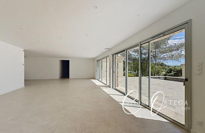 Villa contemporaine 4 chambres piscine et double garage — photo 2