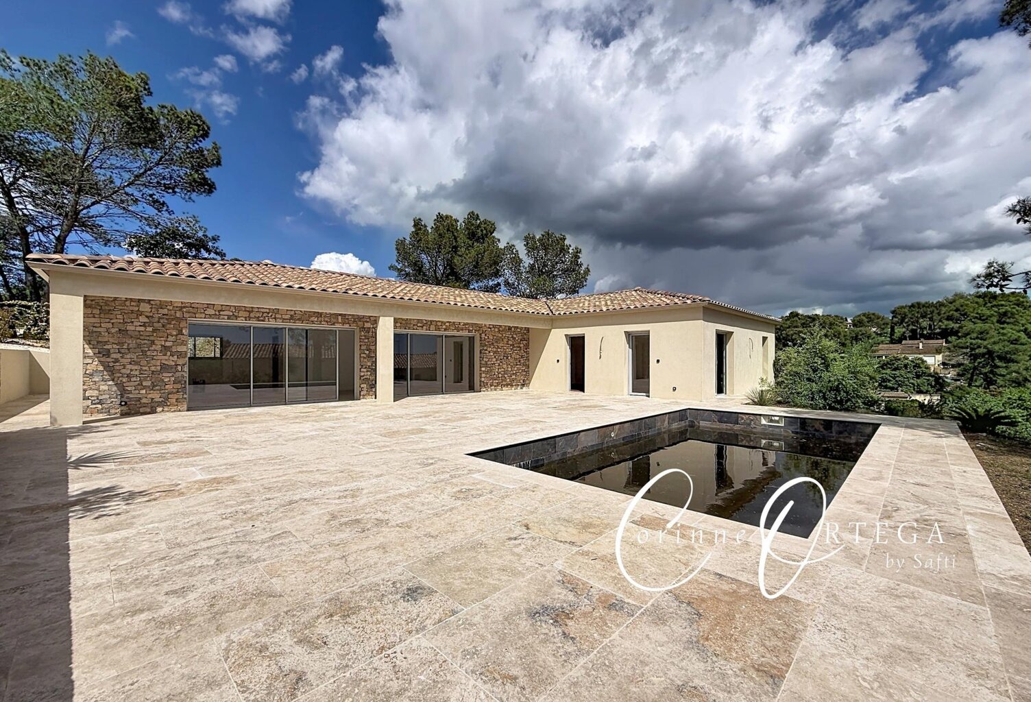 Villa contemporaine 4 Chambres, Piscine et grand garage — photo 1