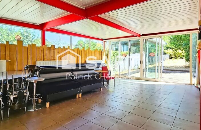 Immeuble professionnel - 3 niveaux - 210 m² — photo 2