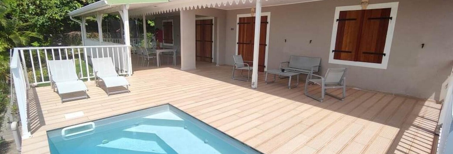 Maison 4 Pièces 93 m² à louer à Sainte-Marie (97230)