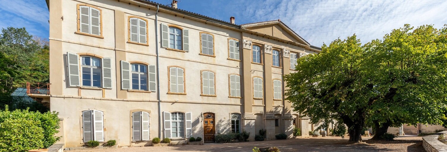 Appartement 3 Pièces 94 m² à vendre à Vaux-en-Beaujolais (69460)