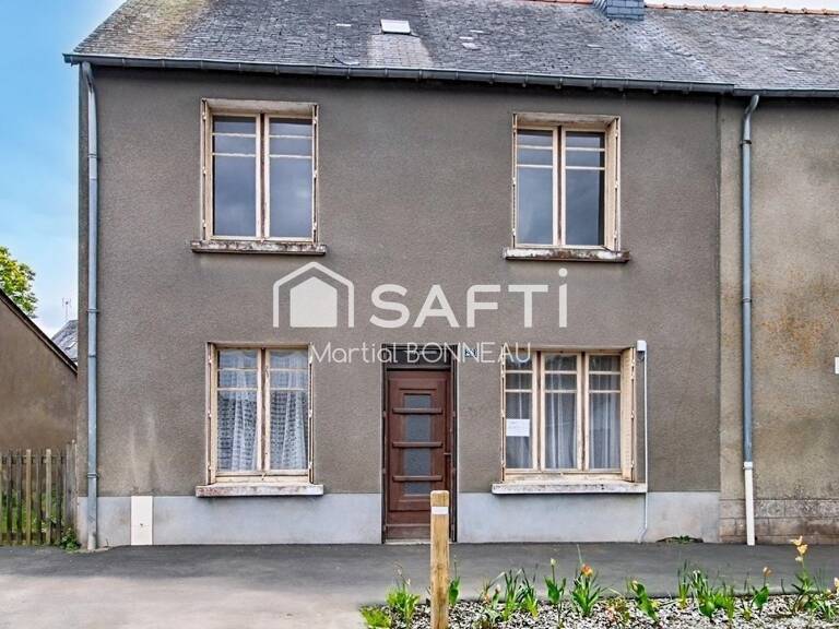 Au cœur du bourg, une maison où tout se fait à pied et où il fait bon vivre. — photo 1