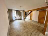 Maison avec une cour — photo 2