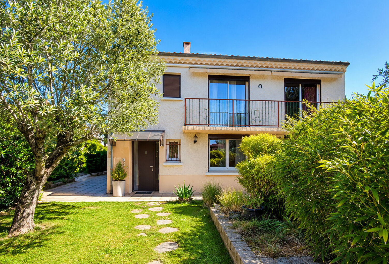 Maison individiuelle de 108 m2  avec garage et terrain attenant de 400m² env. — photo 1