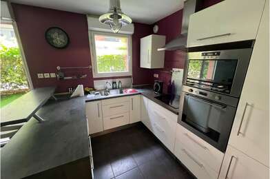 Appartement 3 pièces 976 €