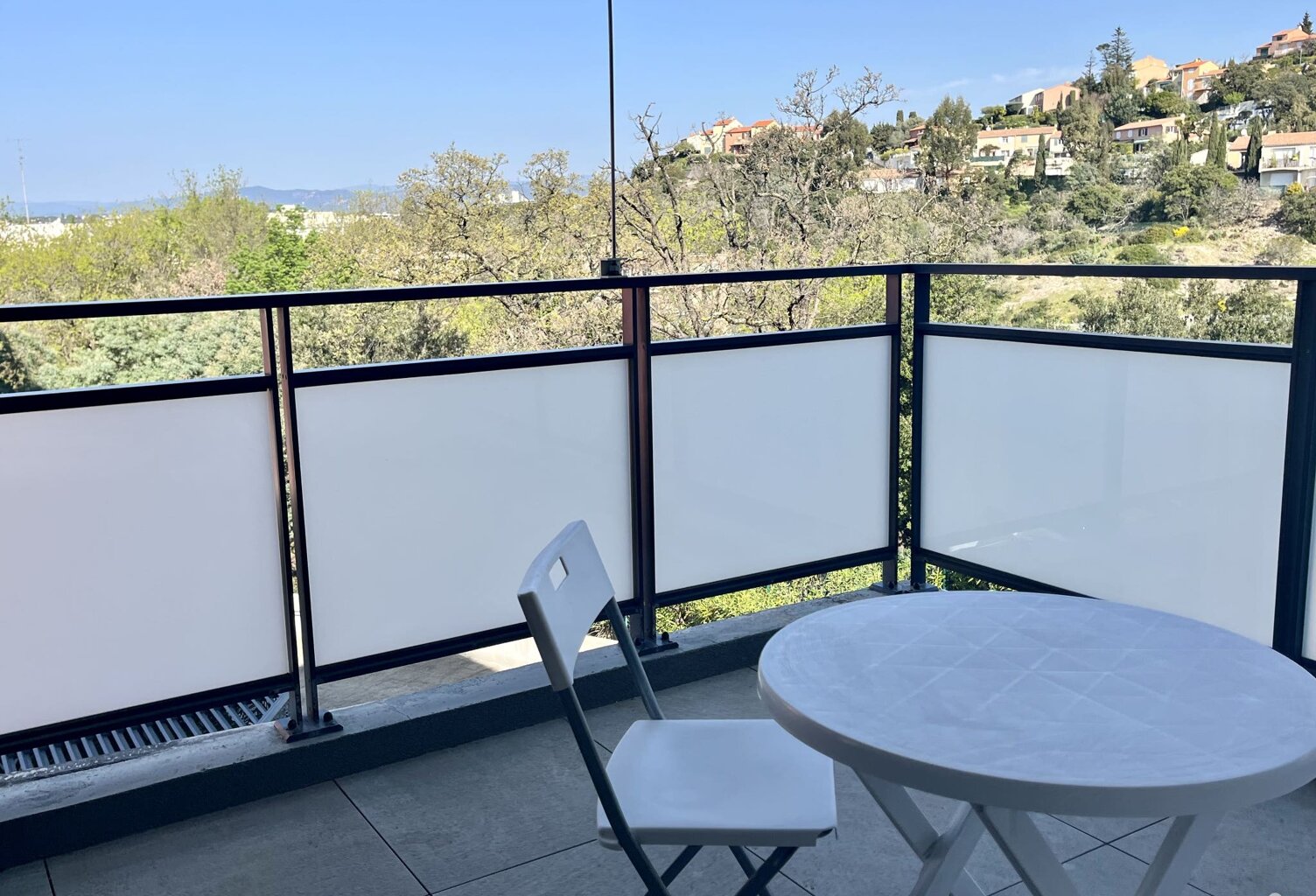 Vente appartement 2 pièces 56 m² Saint-Raphaël (83700) — photo 1