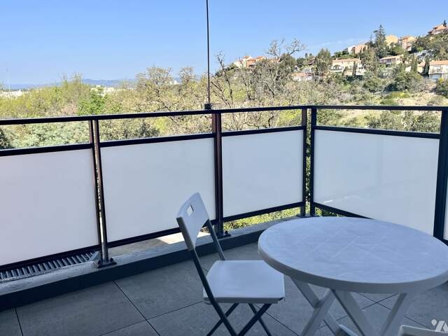 Appartement 2 pièces 56 m² à Saint-Raphaël — photo du bien