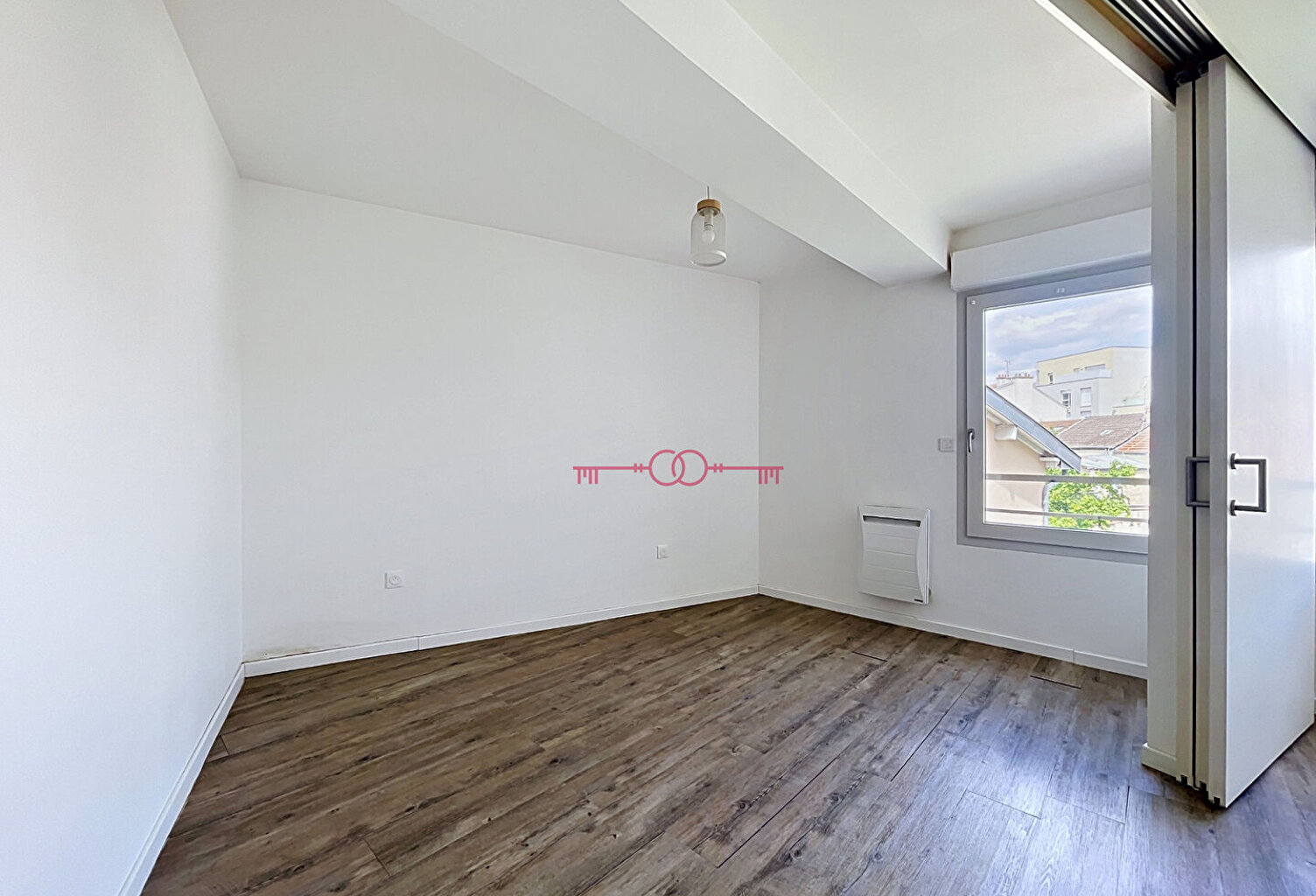 Appartement Reims 2 pièce(s) 45.80 m2 — photo 1