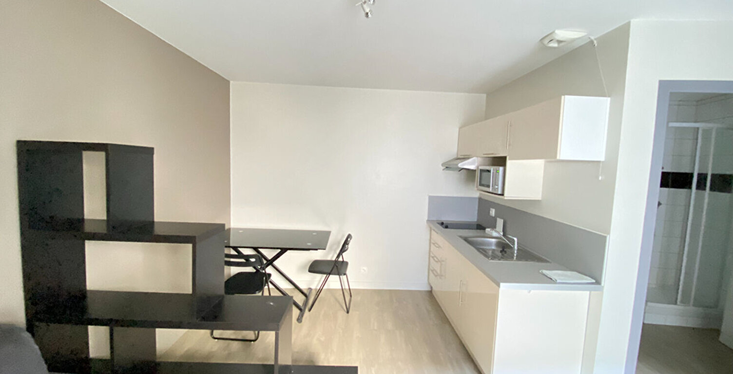 Appartement Evreux 1 pièce 21,55 m² meublé en hyper centre — photo 1