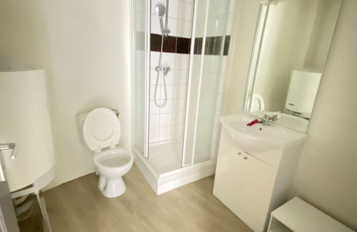 Appartement Evreux 1 pièce 21,55 m² meublé en hyper centre — photo 4