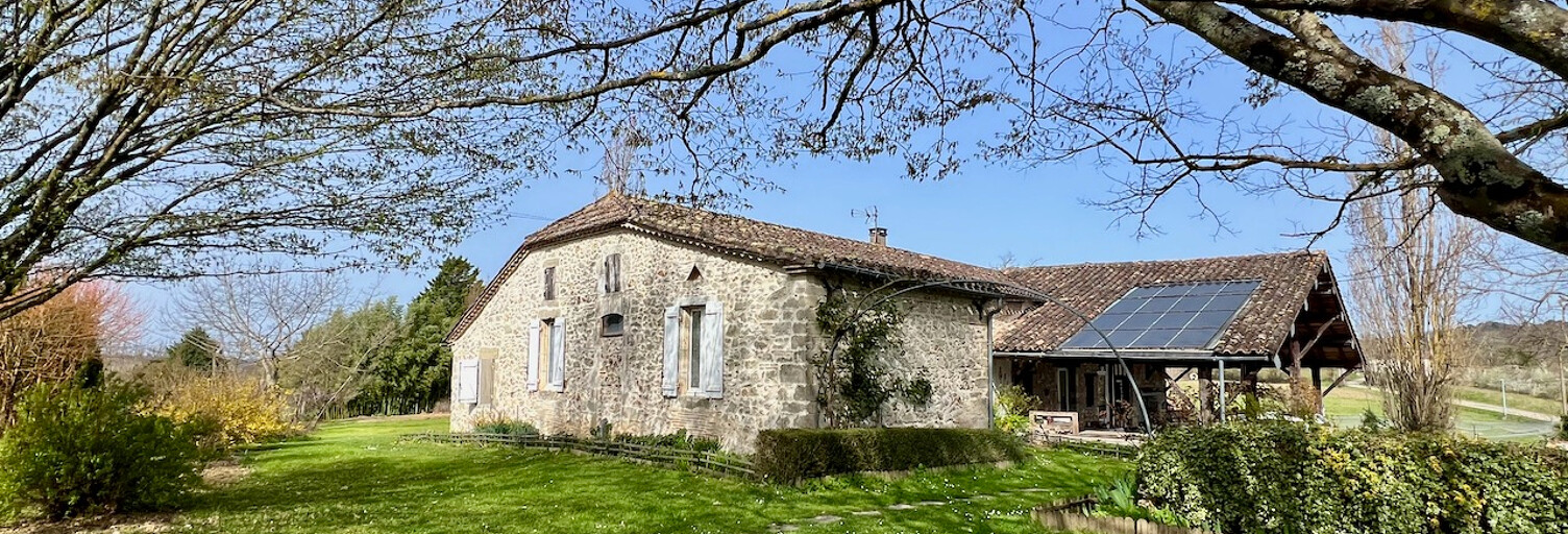 Maison 5 Pièces 181 m² à vendre à Pinel-Hauterive (47380)
