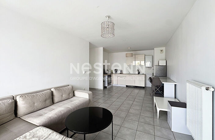 Appartement 3 pièces 2 chambres vendu loué avec terrasse et garage - 69500 BRON — photo 3