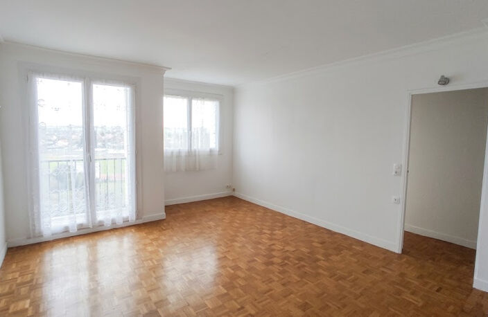 BEL APPARTEMENT TYPE 3 DERNIER ETAGE — photo 4