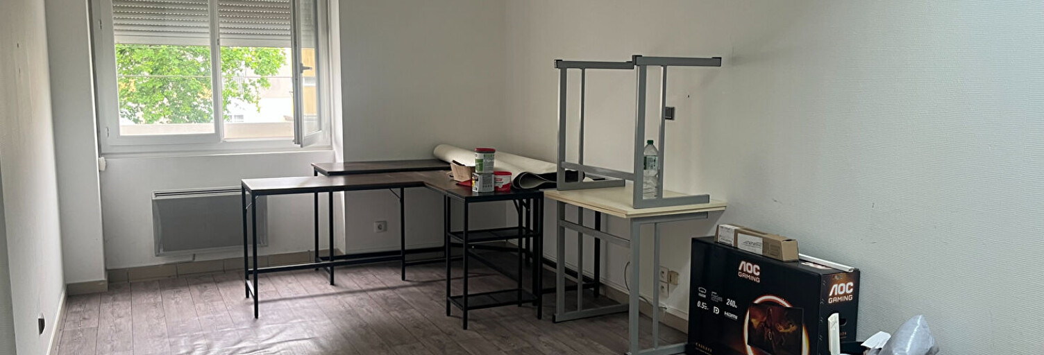 Commerce 4 Pièces 121 m² à louer à Nantes (44300)