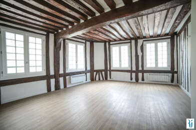 Appartement 2 pièces 701 €