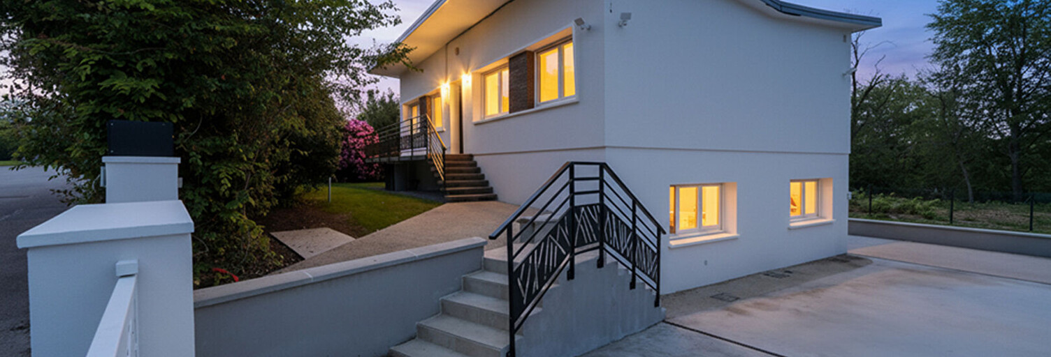Maison 8 Pièces 164 m² à louer à Le Mesnil-Esnard (76240)