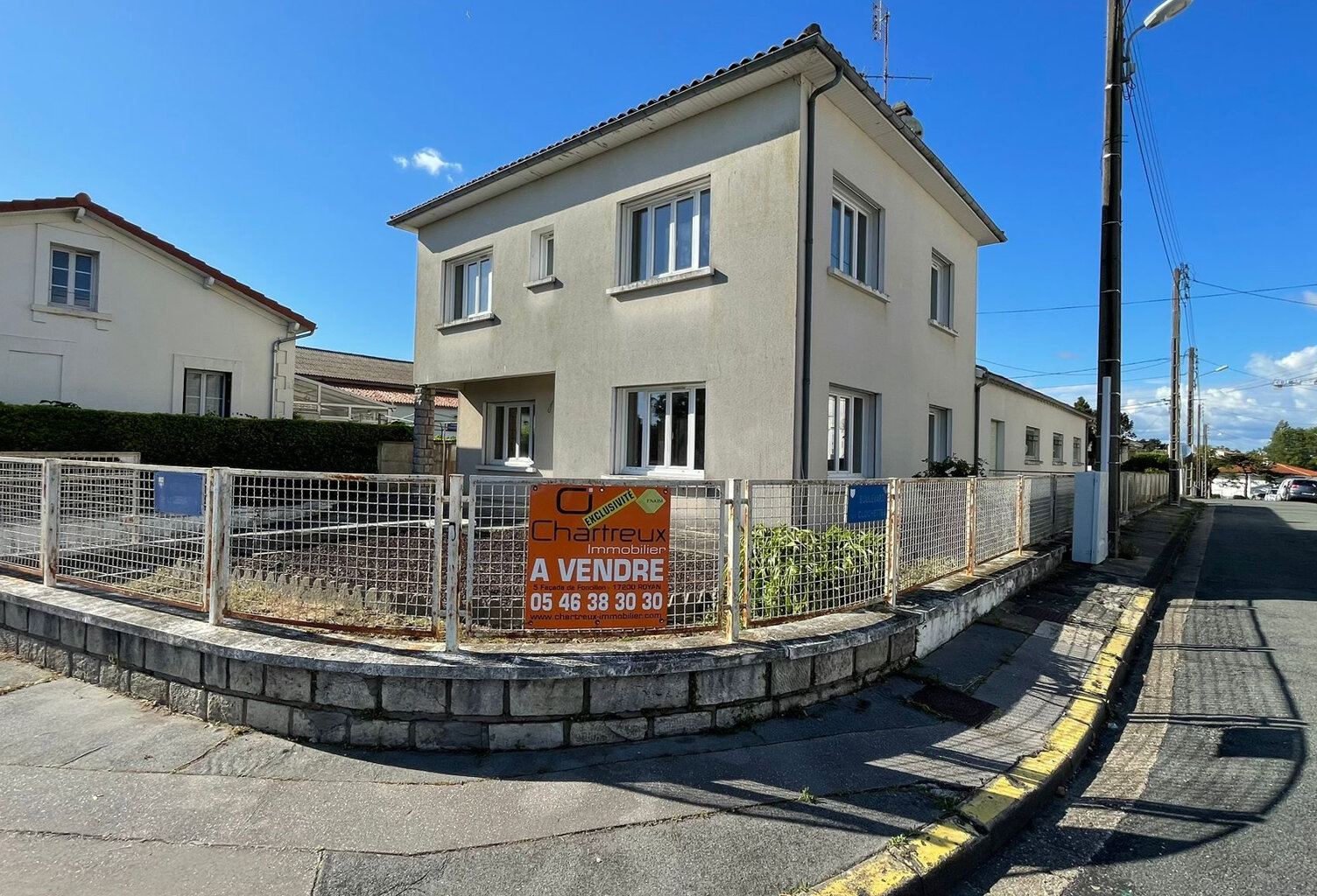 MAISON AVEC HANGAR — photo 1