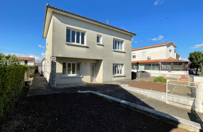 MAISON AVEC HANGAR — photo 3