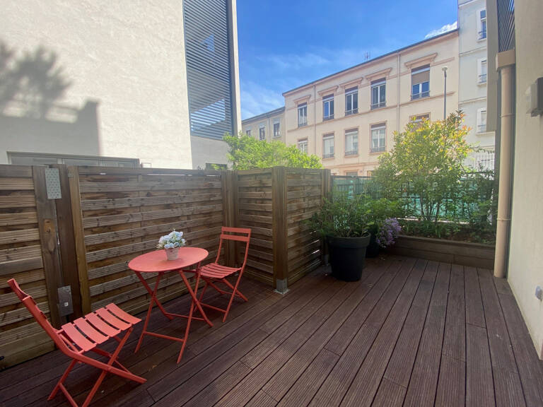 Superbe T2 rez-de-jardin — photo 1