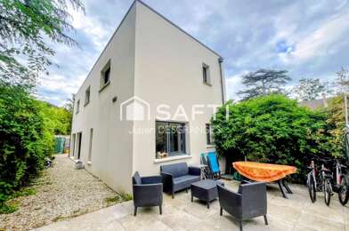 Maison 5 pièces 445000 €