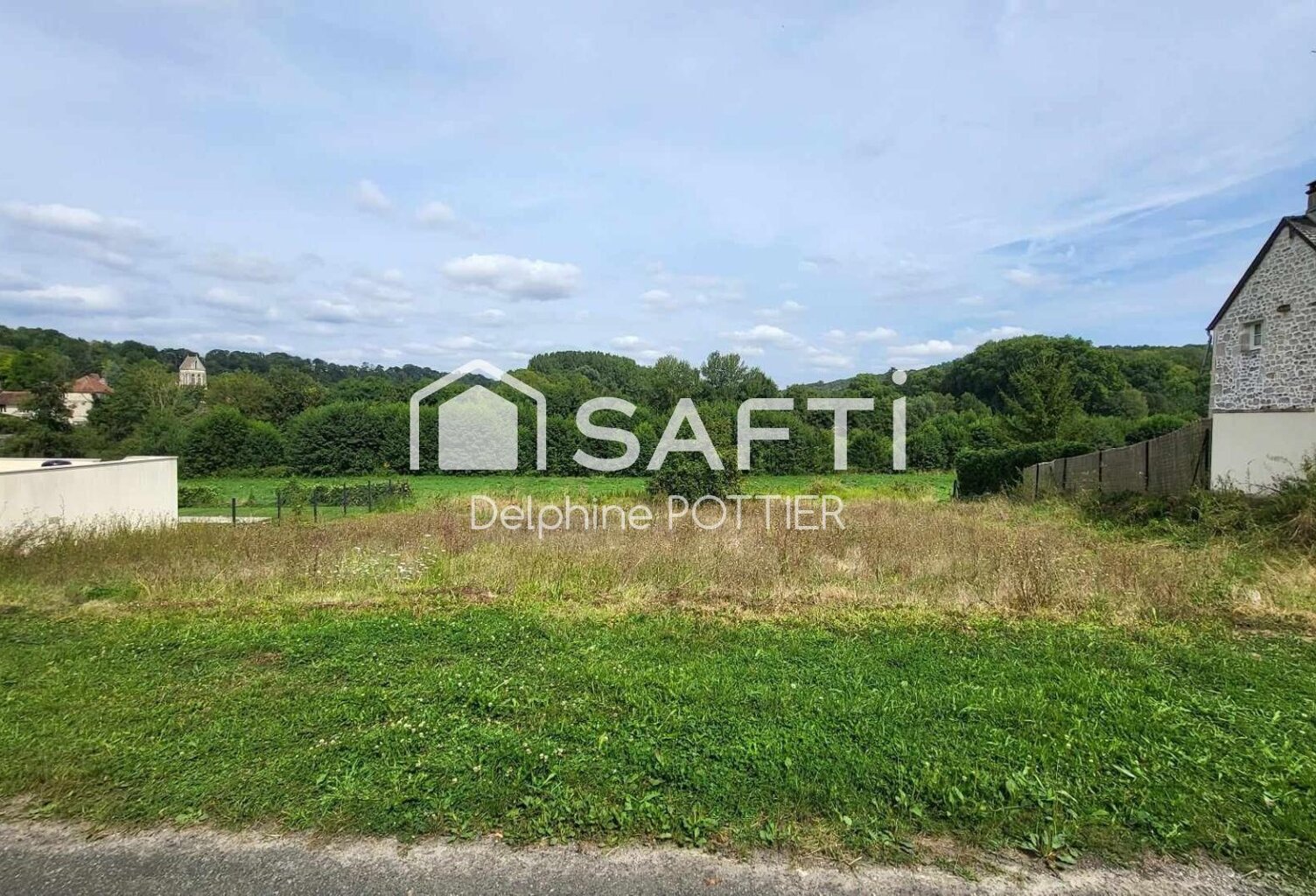Terrain constructible de 1003m² — photo 1