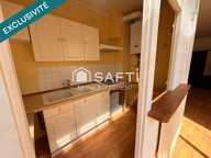 Appartement plein centre ville , rue piétonne , proximité de la place Gordaine. — photo 4