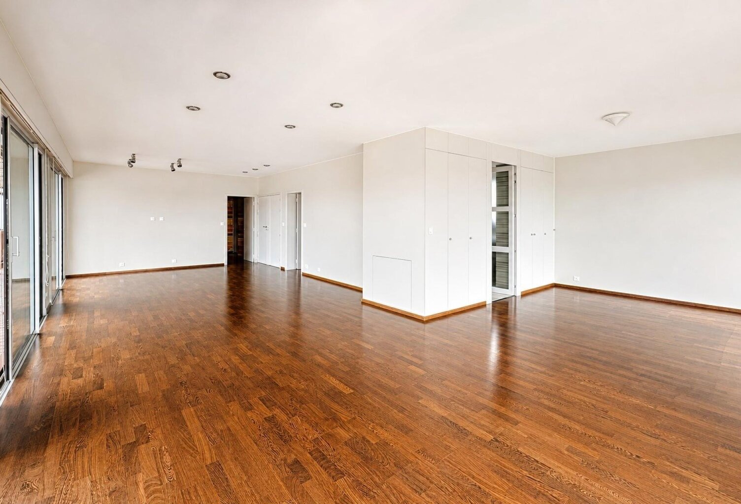 Appartement 183 m² AU 8ème et DERNIER ÉTAGE - VUE PANORAMIQUE RENNES — photo 1