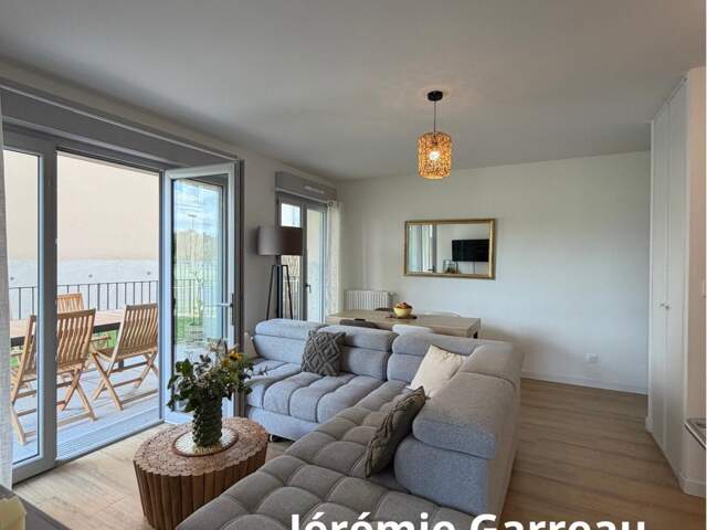 Vous recherchez un T2 récent avec une belle terrasse ?... — photo du bien