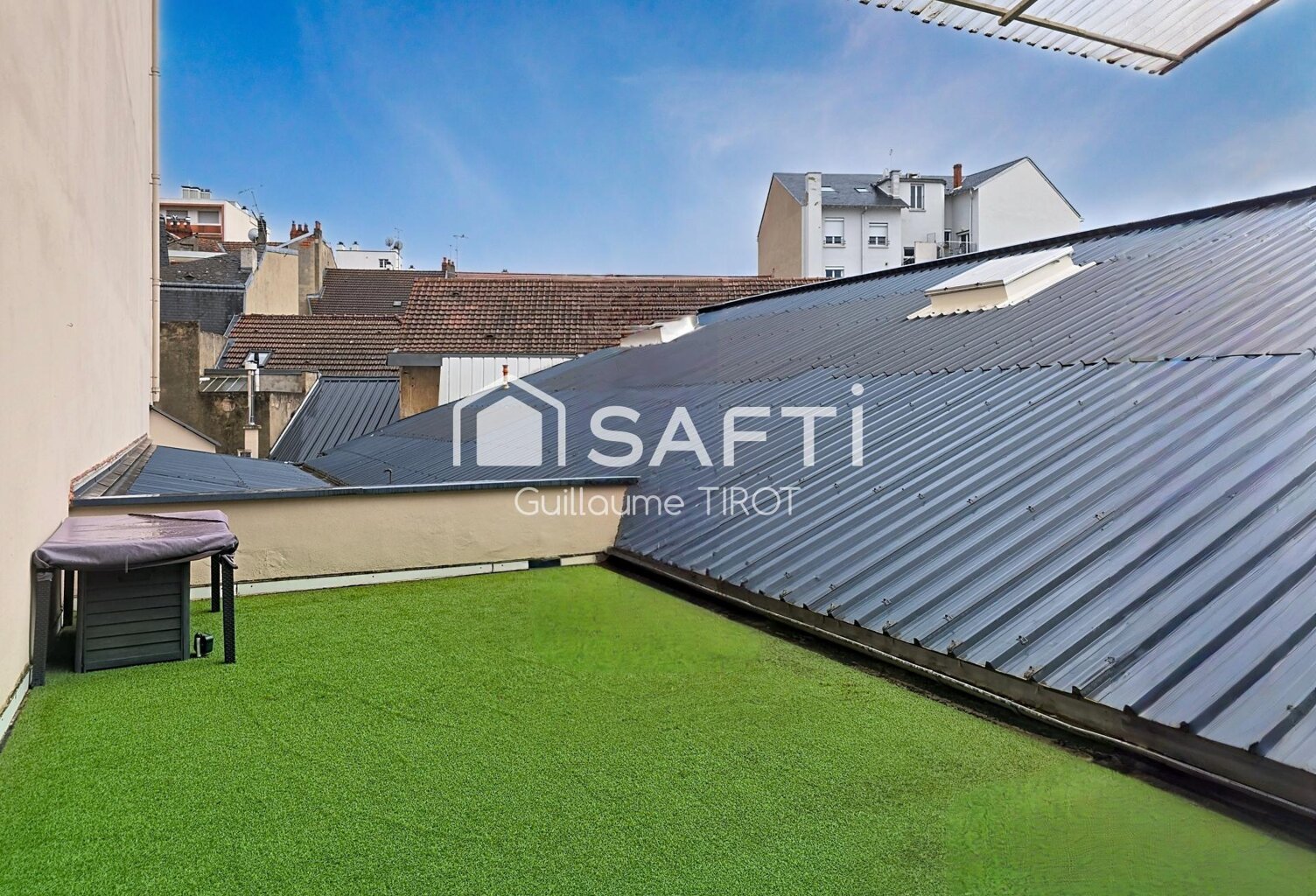 Investissement en centre-ville avec terrasse — photo 1