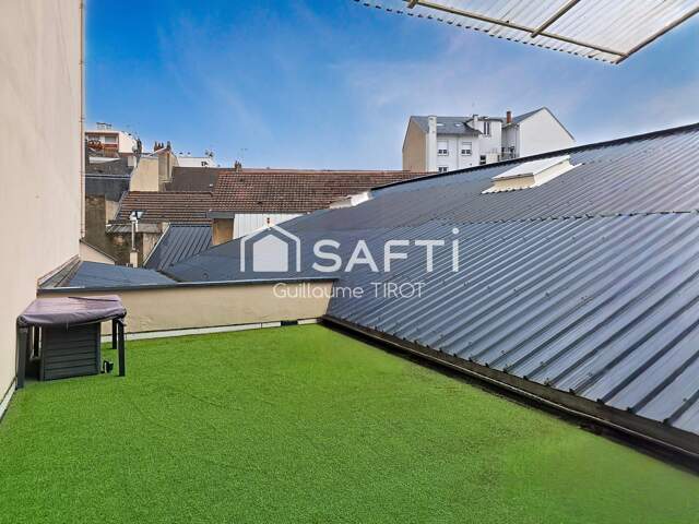 Investissement en centre-ville avec terrasse — photo du bien