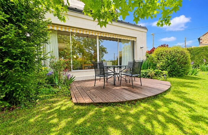 Vaste et belle maison de plus de 200 m² sur une parcelle de 1000 m² — photo 4