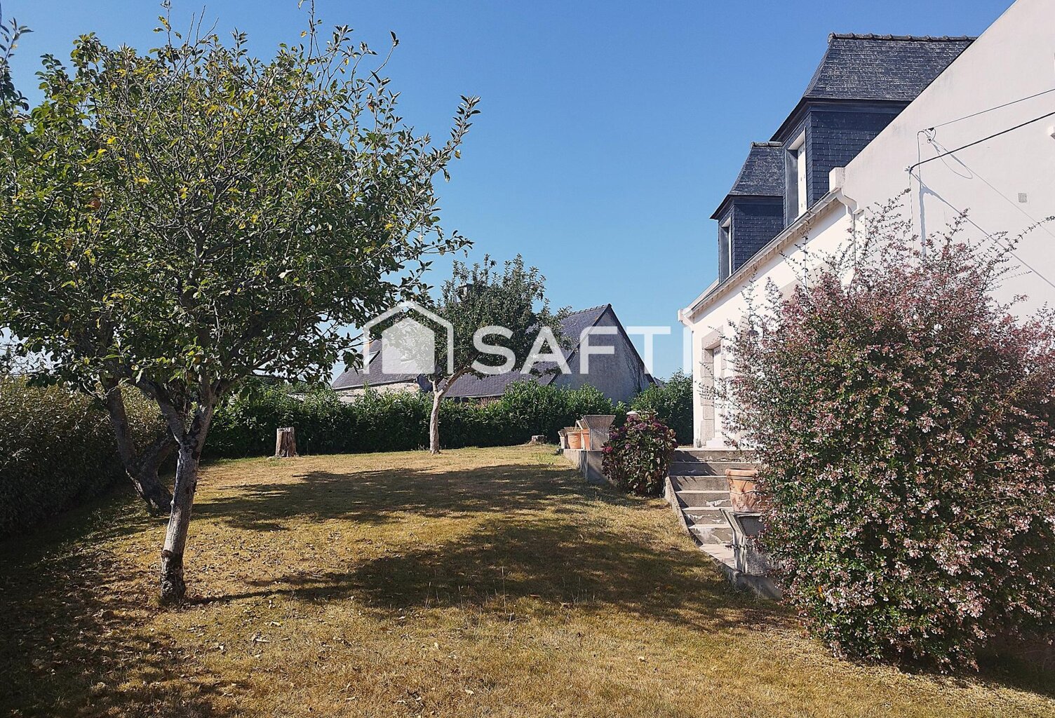 RARE MAISON TRES BIEN ENTRETENUE  JARDIN CLOS — photo 1