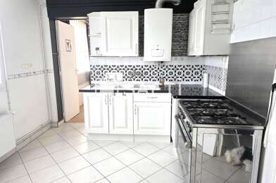 Appartement 4 pièces 164000 €