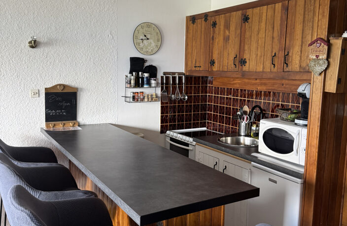 CHARMAND STUDIO A PRA LOUP 1600 — photo 2