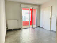 Appartement de type T2 avec balcon et parking dans résidence — photo 2
