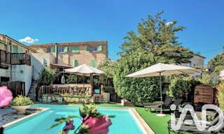 Commerce  542 m² à vendre à Uzès (30700)