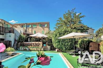 Commerce  695000 €