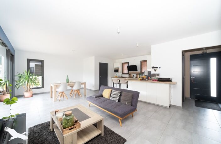 Contemporaine de 4 pièces principales — photo 2