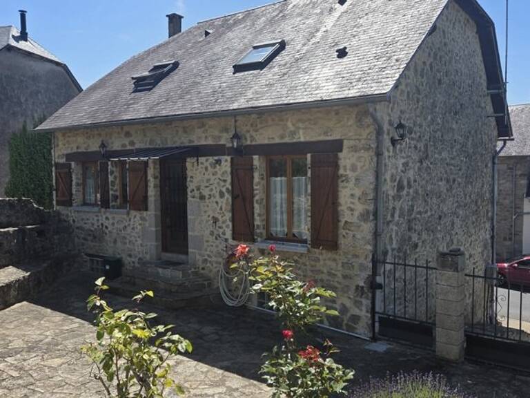 Maison en pierre de 5 pièces principales — photo 1