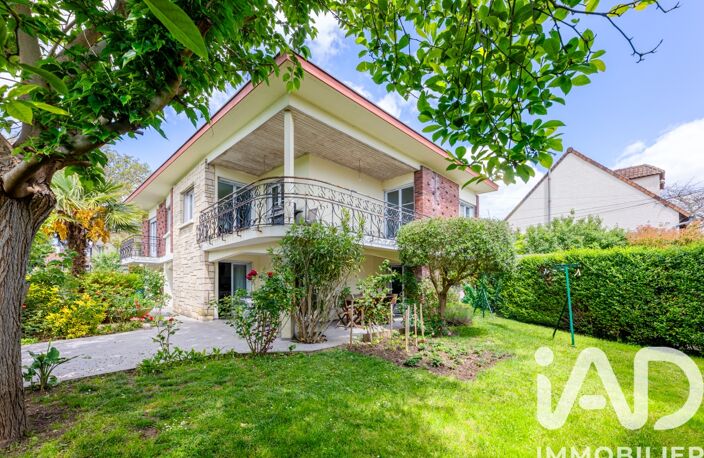 Vente Maison/villa 7 pièces — photo 2