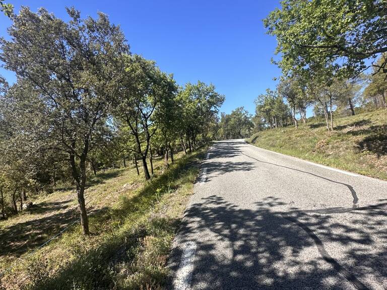 Vente Terrain 18 590 m&sup2; — photo 1