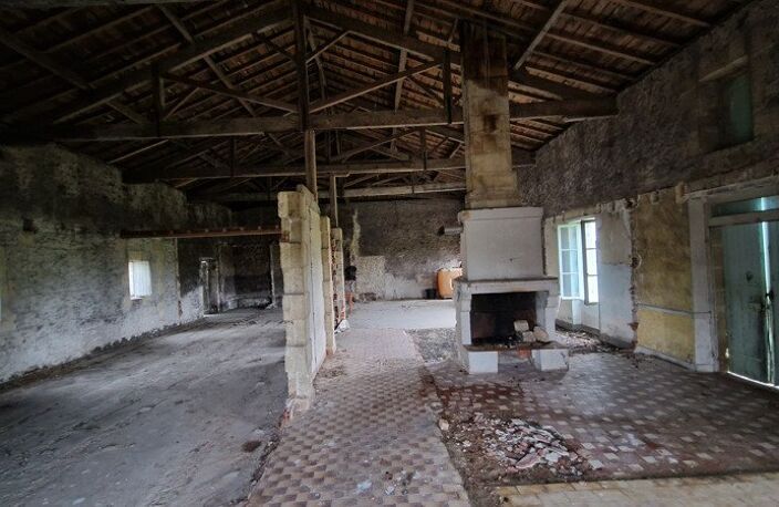 Maison en pierre de 10 pièces principales — photo 3