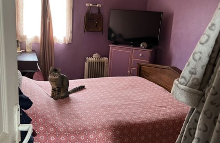 Maison en pierre de 3 pièces principales — photo 3