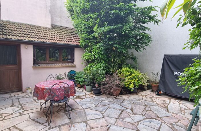 Vente Maison/villa 5 pièces — photo 2
