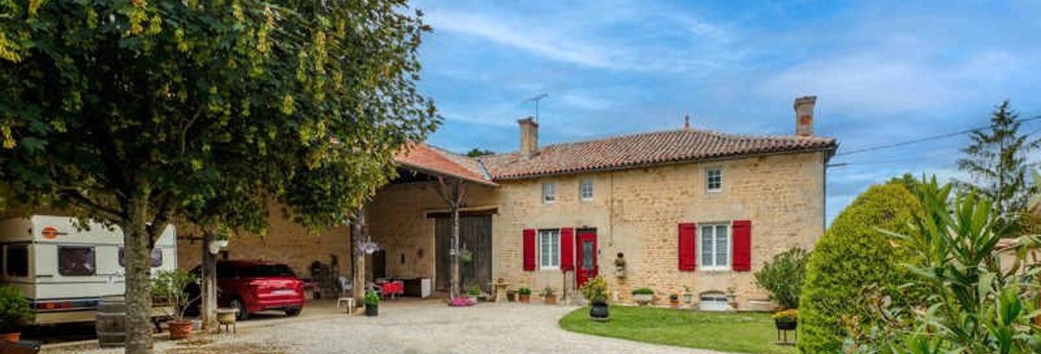 Maison 6 Pièces 179 m² à vendre à Montjean (16240)