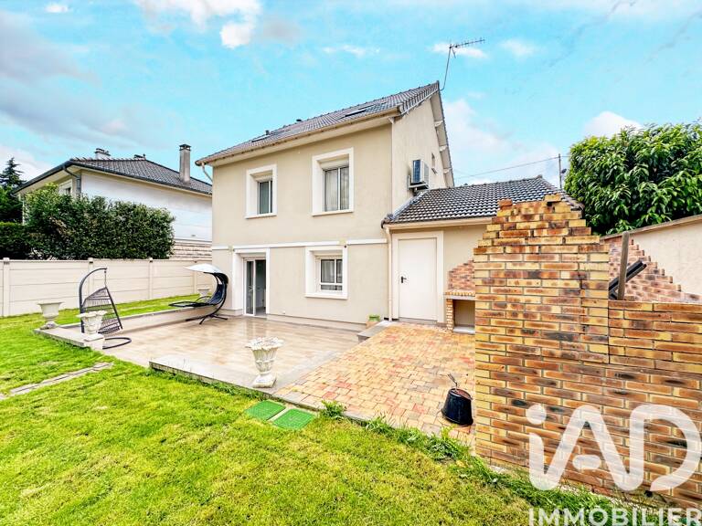 Vente Maison/villa 5 pièces — photo 1